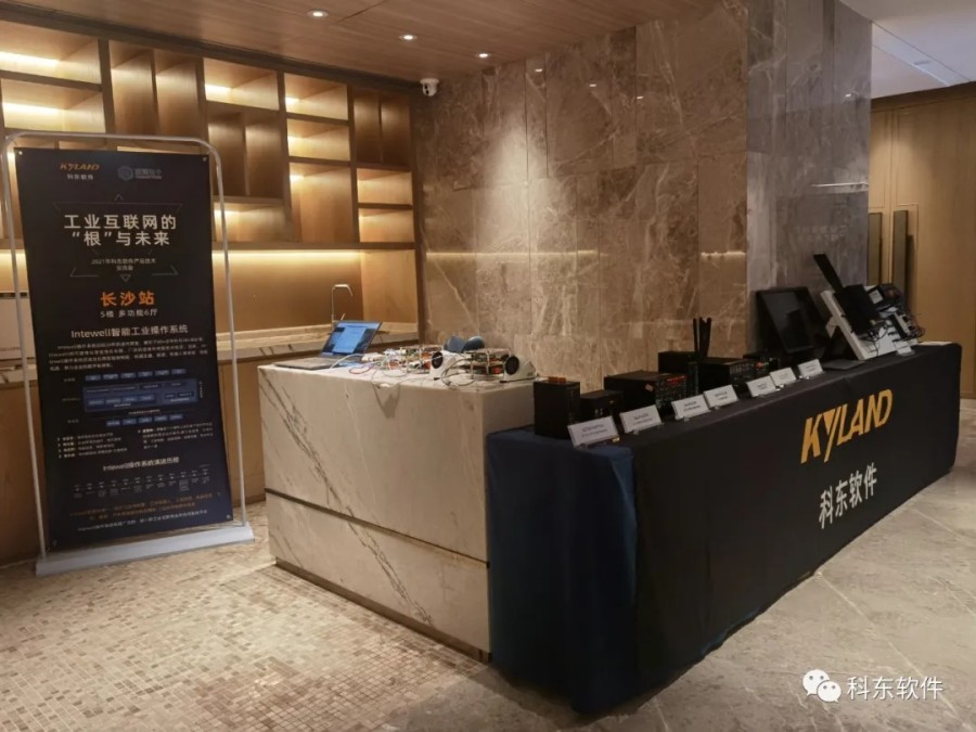 1.webp.jpg 1.webp.jpg